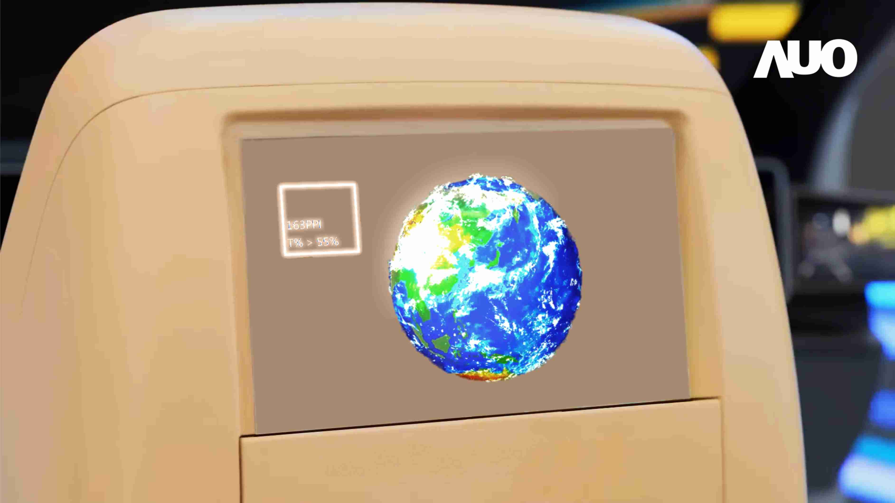 MG电玩突破设计与制程挑战，，推出全球最高分辨率163ppi的13.5吋透明Micro LED面板，，，并积极布局智能车市场，，，以期拓展透明显示应用的可能性