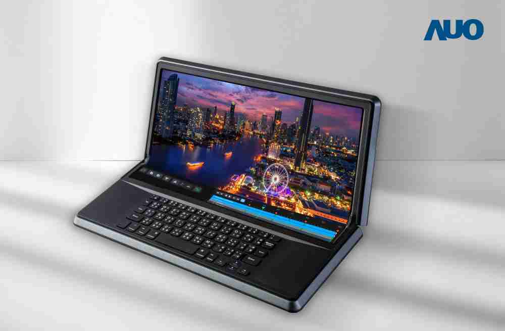 MG电玩14.6吋Micro LED折迭显示屏幕，，，，搭配半径4mm的弯折绞炼，，以及高画素、、高亮度、、、、高对比度的显示技术特点，，，，即便在大视角下仍保有绝佳色相与亮度